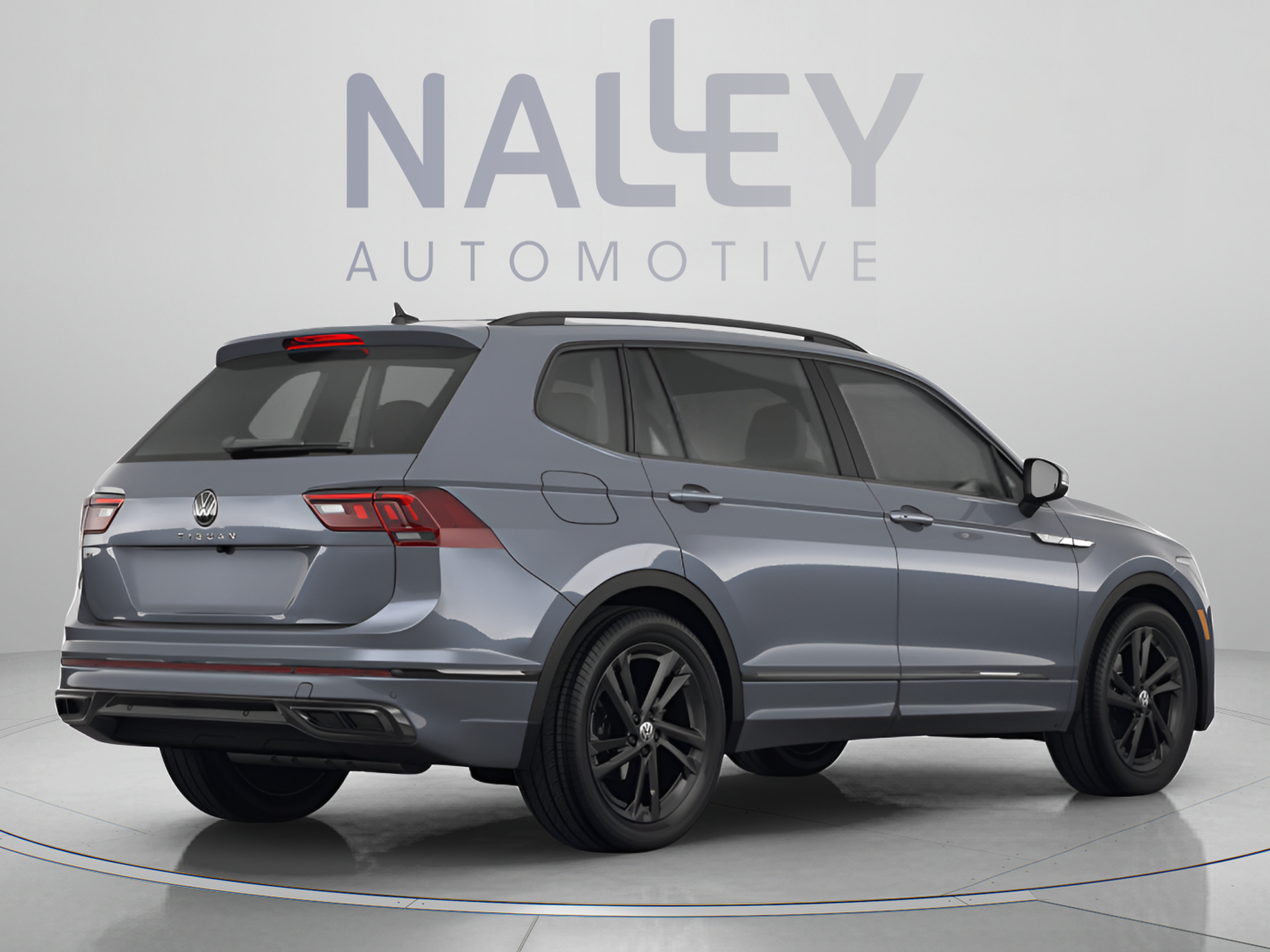 Used 2023 Volkswagen Tiguan S w/ Driver Assistance Package FWD image 3