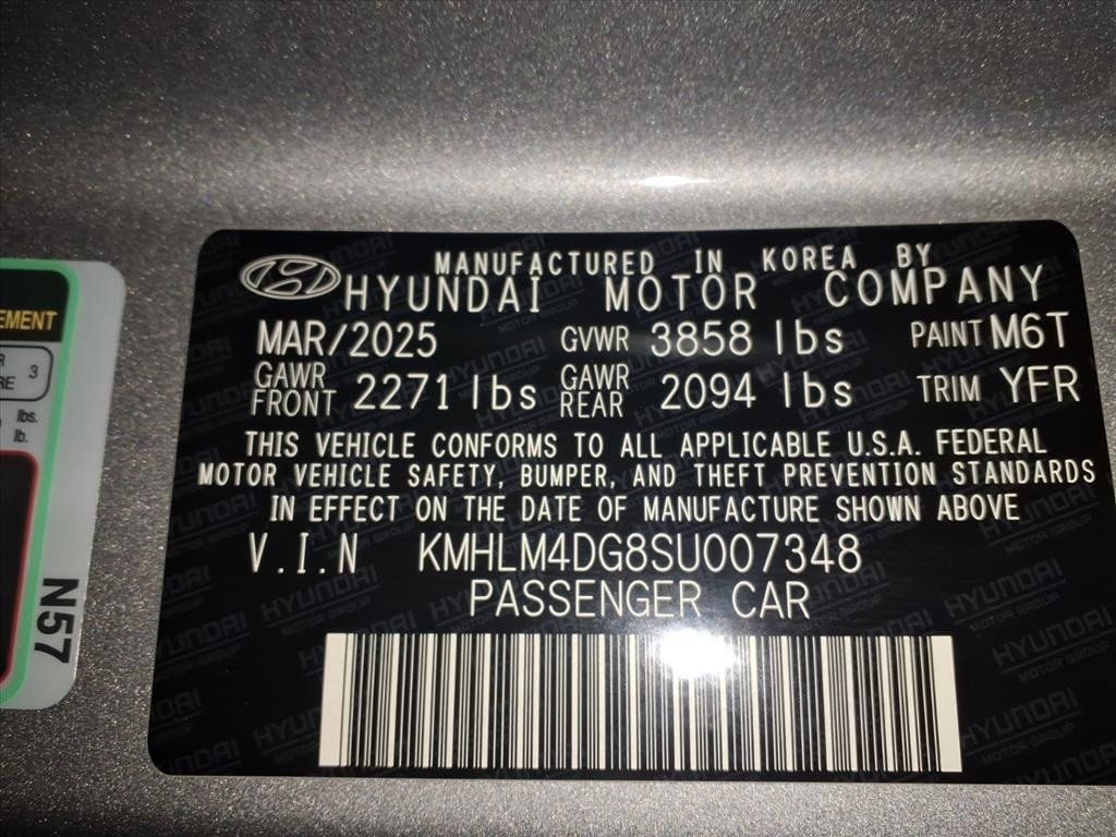 Used 2025 Hyundai Elantra Sport image 35