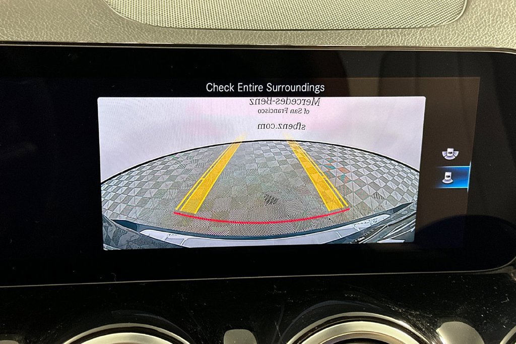 Used 2022 Mercedes-Benz GLB 250 4MATIC image 25