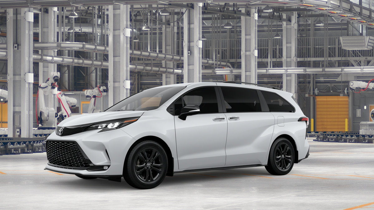 New 2026 Toyota Sienna XSE AWD/4WD image 2