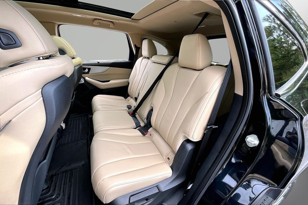 Used 2025 Acura MDX w/ Technology Package FWD image 22