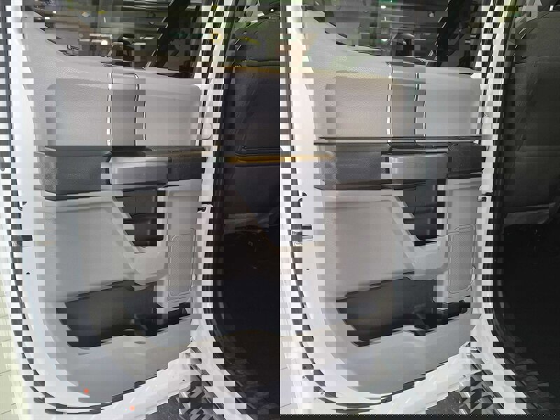 Used 2019 Ford F150 XLT w/ Equipment Group 301A Mid image 11