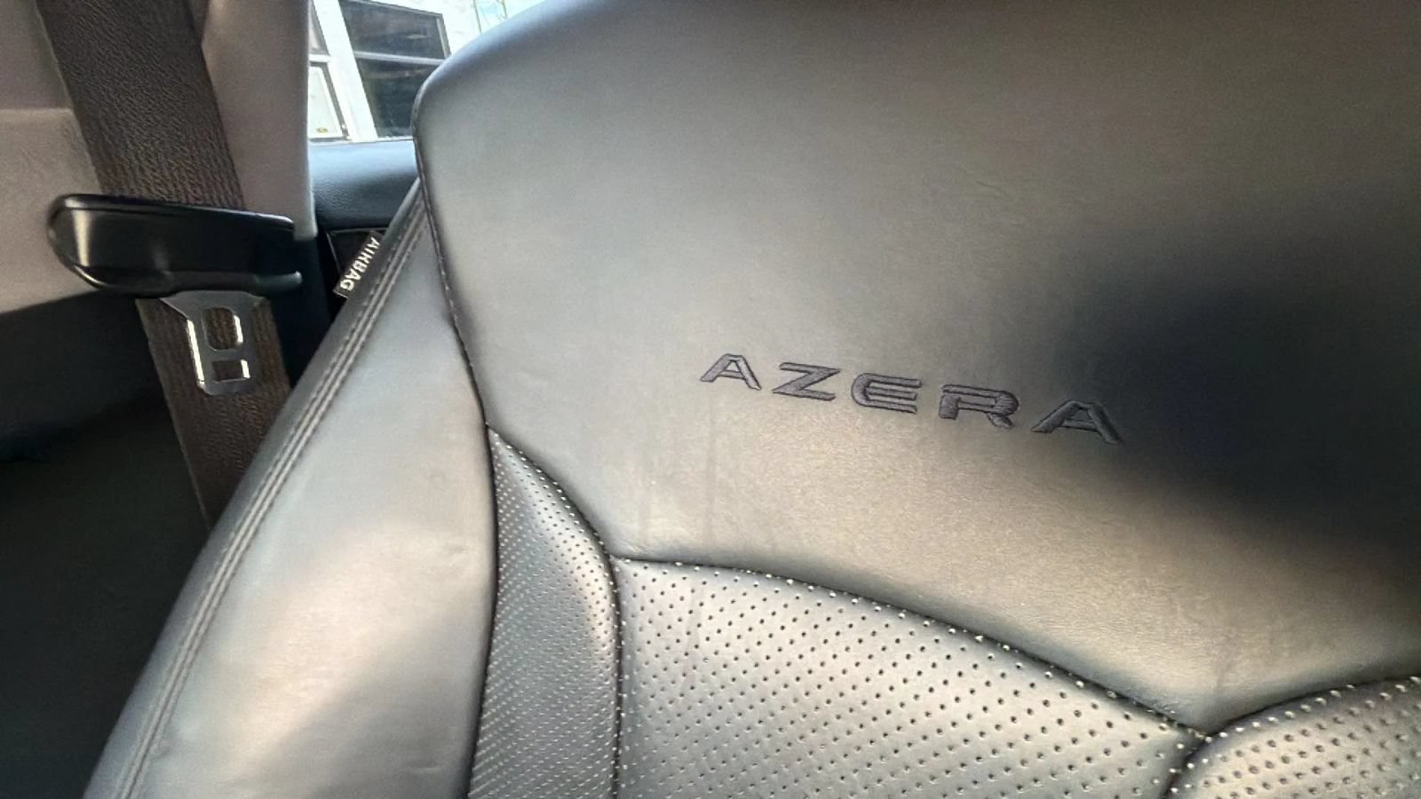 Used 2017 Hyundai Azera FWD image 40