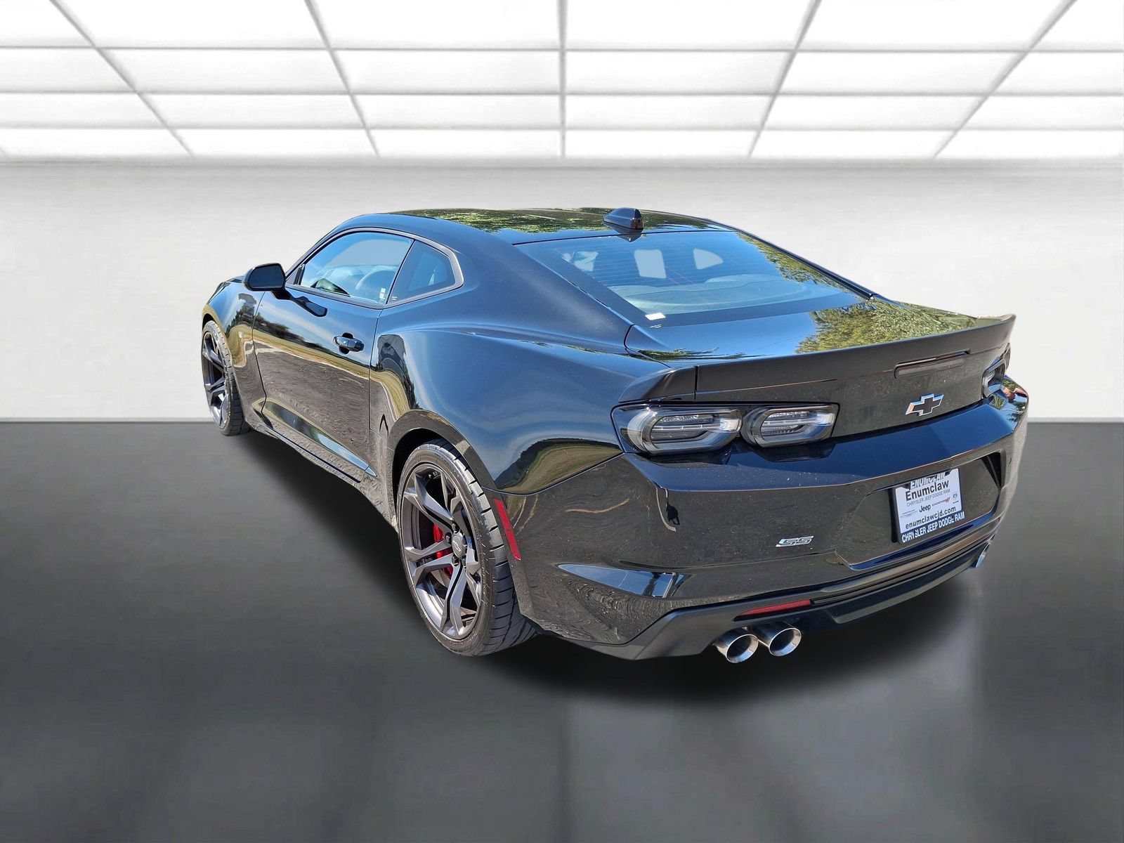 Used 2022 Chevrolet Camaro SS RWD image 5