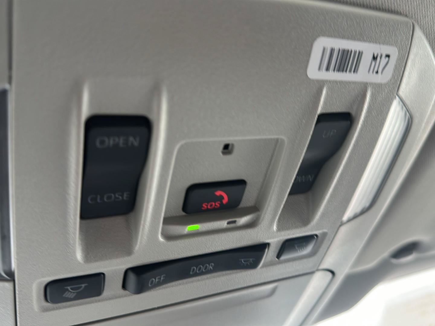 Used 2024 Toyota Highlander XLE AWD/4WD image 18