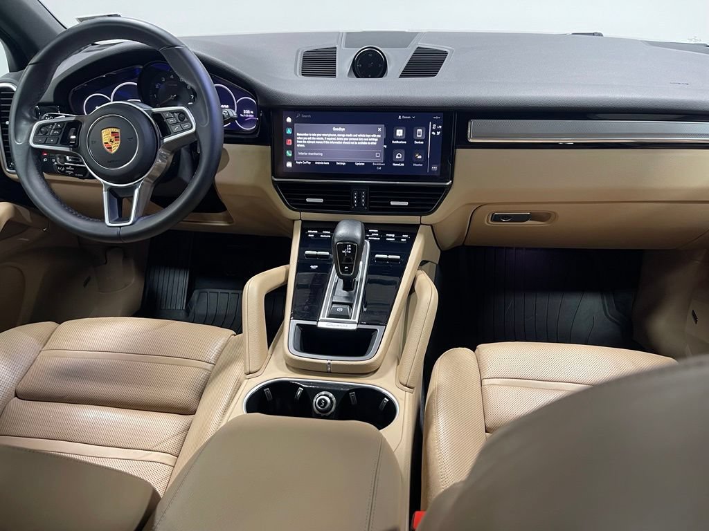 Used 2023 Porsche Cayenne AWD/4WD image 27