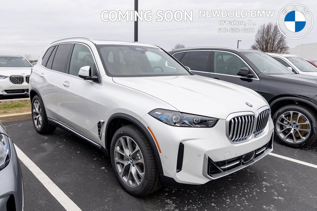 New 2026 BMW X5 xDrive40i w/ Premium Package image 1