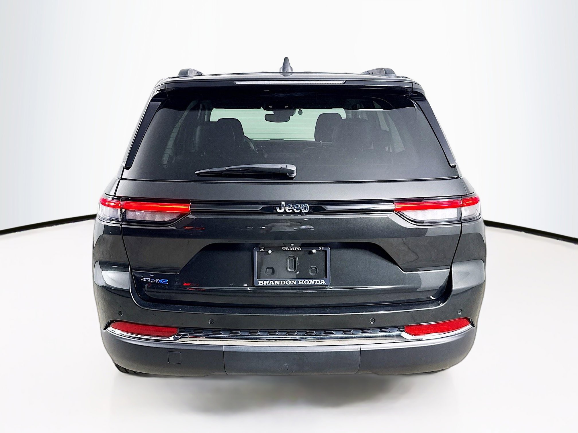 Used 2024 Jeep Grand Cherokee Limited 4xe image 33