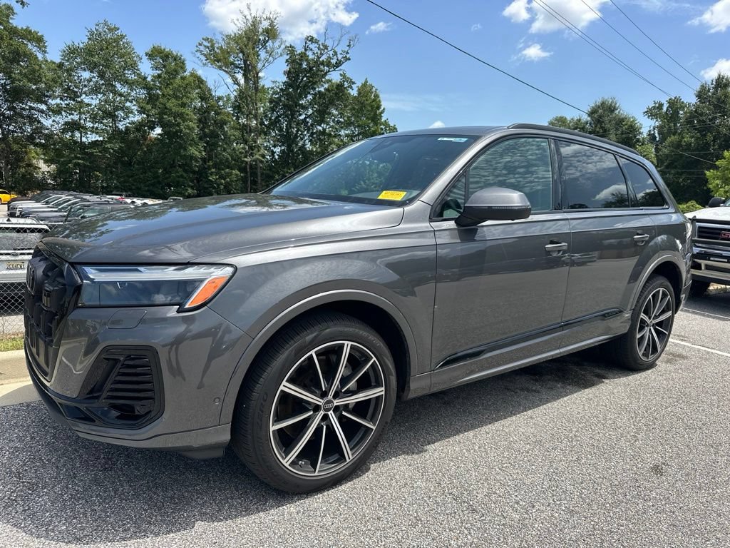 Used 2025 Audi Q7 2.0T Premium Plus