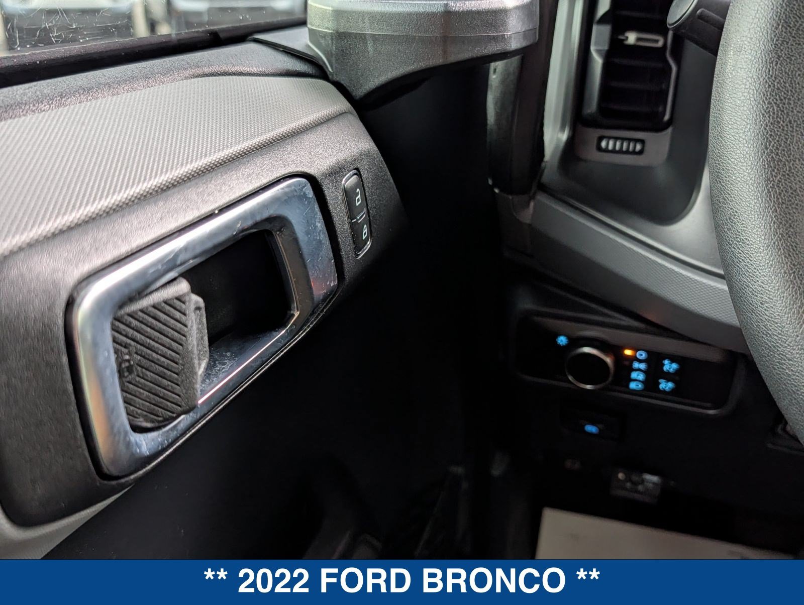 Used 2022 Ford Bronco 4-Door w/ Sasquatch Package AWD/4WD image 58