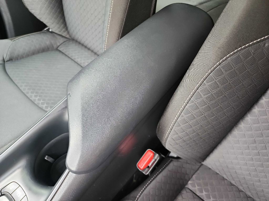 Used 2021 Toyota C-HR LE FWD image 24