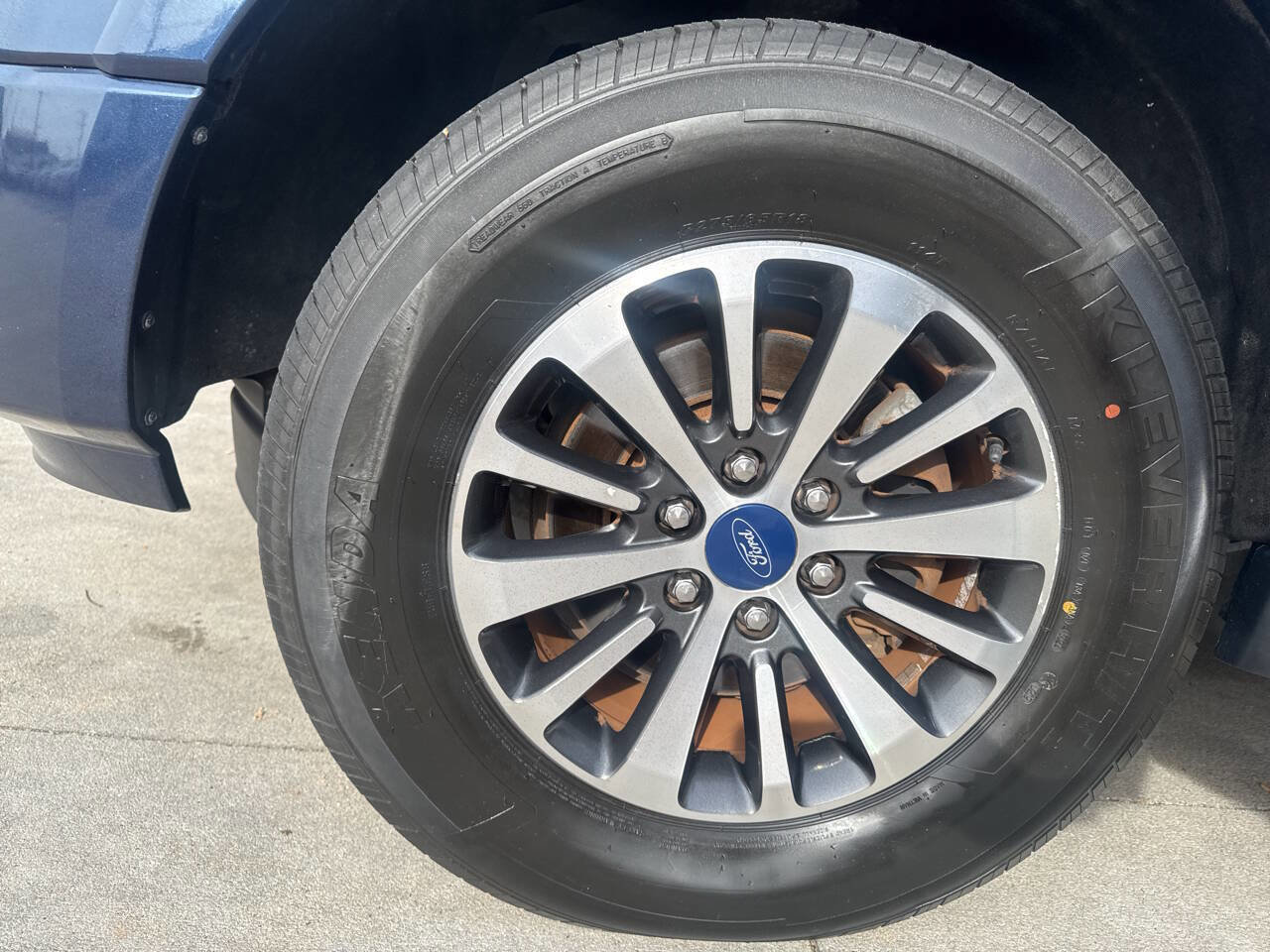 Used 2015 Ford Expedition XLT w/ Equipment Group 201A image 26