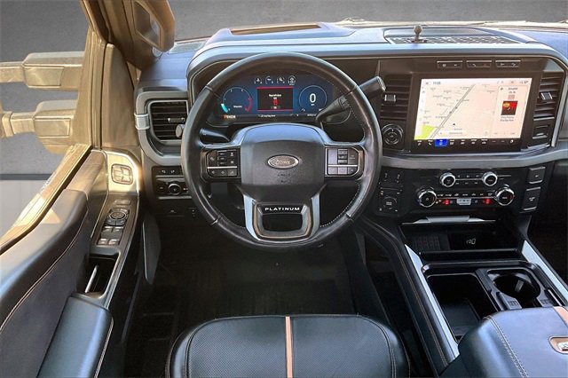 Used 2024 Ford F350 Platinum w/ FX4 Off-Road Package image 5