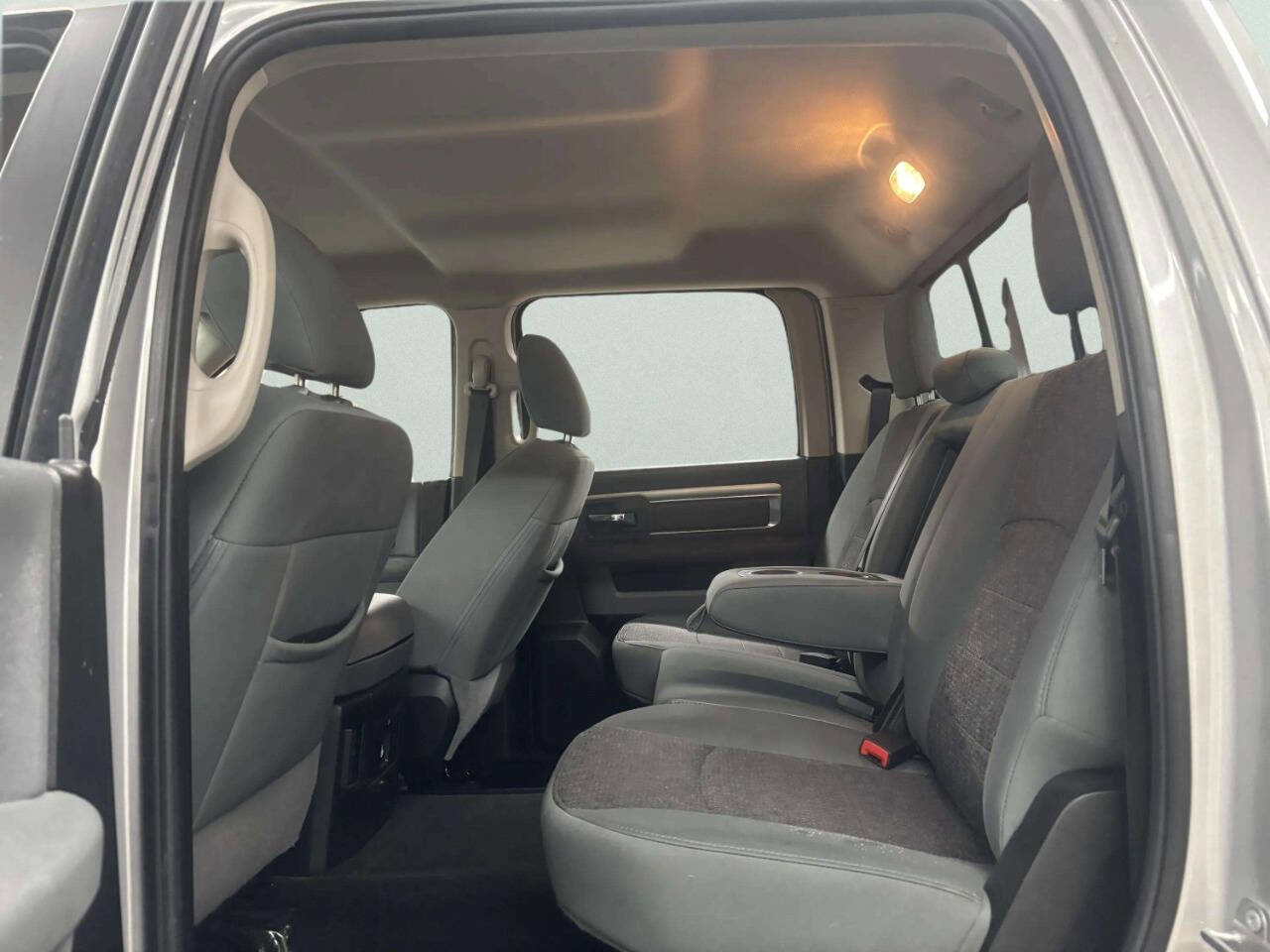 Used 2017 RAM 1500 Big Horn AWD/4WD image 15