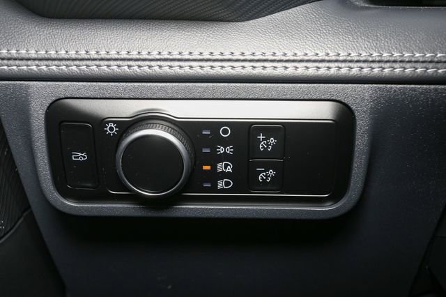 Used 2024 Ford Mustang Premium image 34