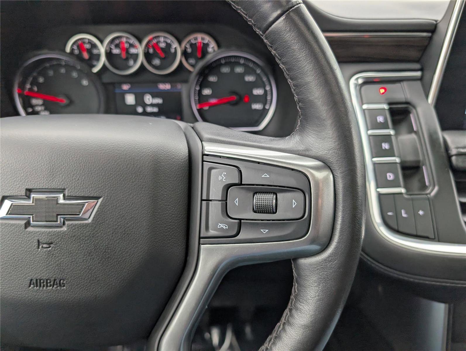 Used 2021 Chevrolet Tahoe Z71 w/ Luxury Package image 27