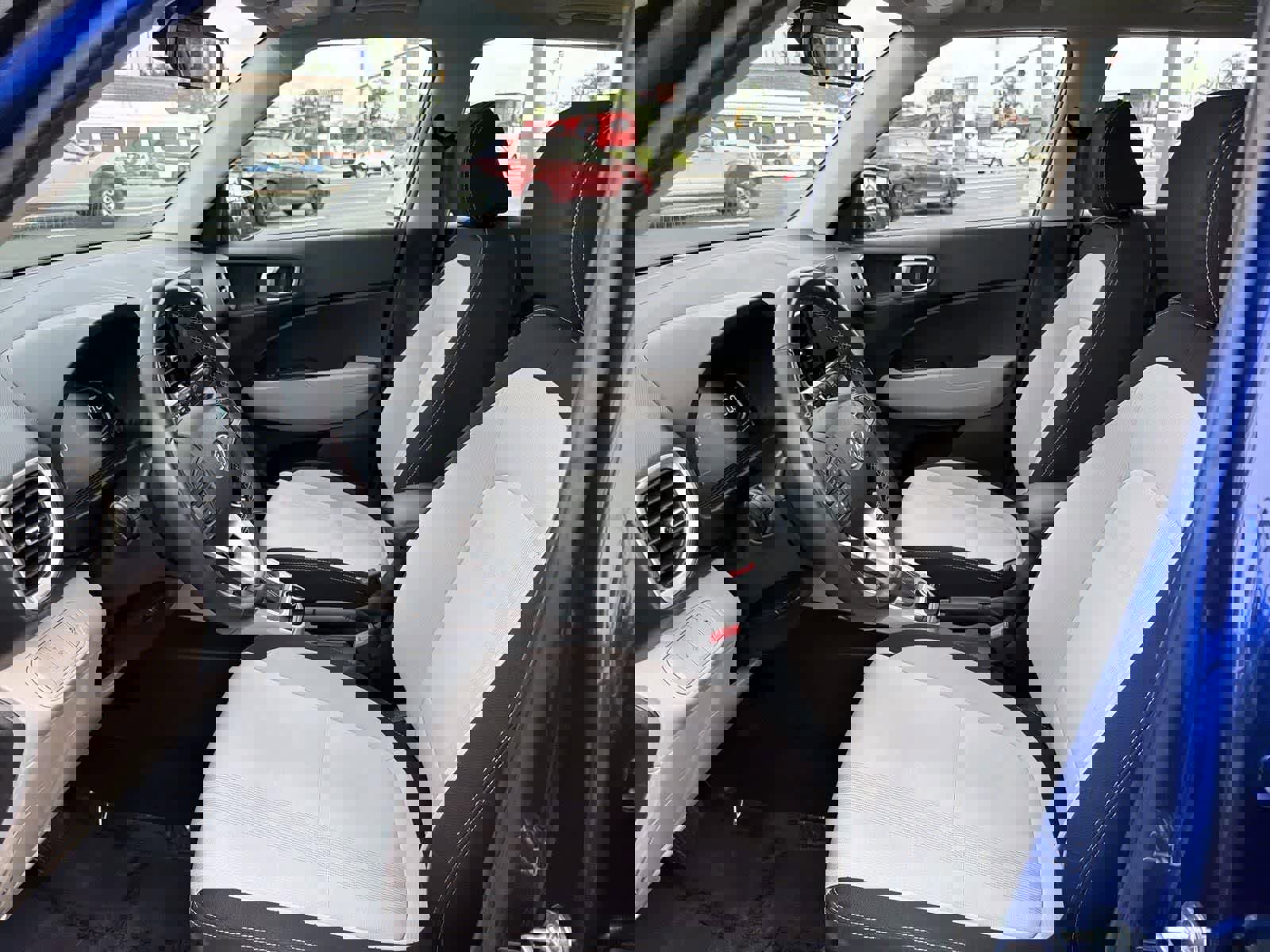 Used 2023 Hyundai Venue SEL w/ Cargo Package image 24