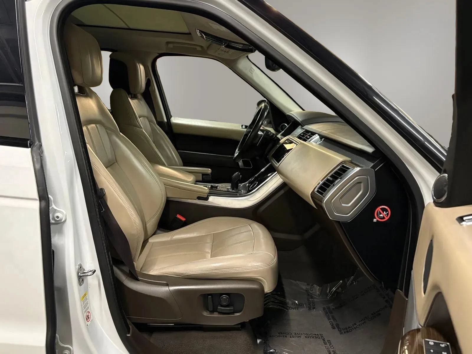 Used 2018 Land Rover Range Rover Sport Supercharged AWD/4WD image 19