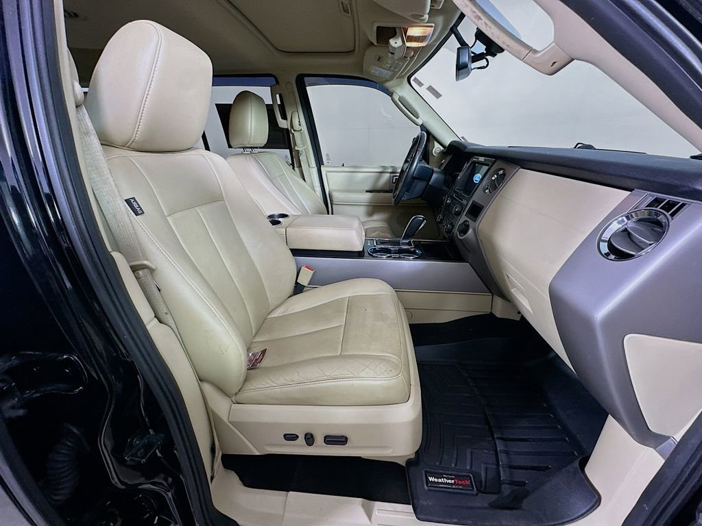 Used 2017 Ford Expedition Limited w/ Equipment Group 301A RWD image 11