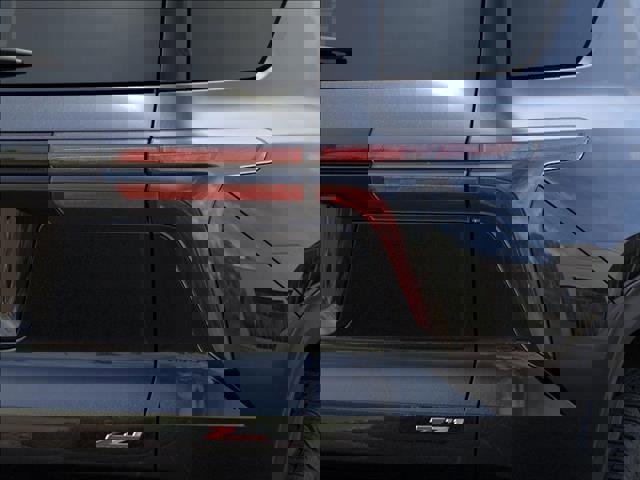 New 2026 Chevrolet Traverse Z71 w/ Enhanced Driving Package image 11