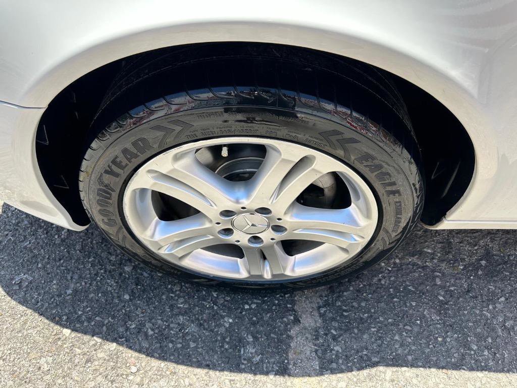 Used 2006 Mercedes-Benz E 350 Sedan image 11