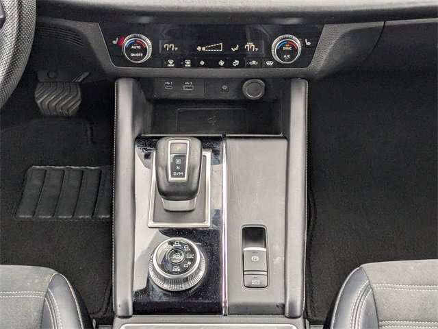 Used 2024 Mitsubishi Outlander SE image 24