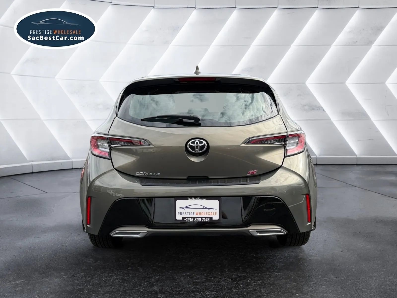 Used 2019 Toyota Corolla SE w/ Carpet Mat Package image 4
