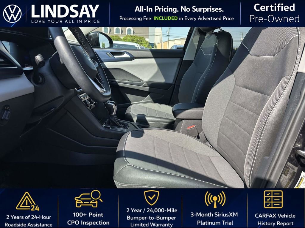 Used 2023 Volkswagen Taos SE w/ Panoramic Sunroof Package FWD image 12