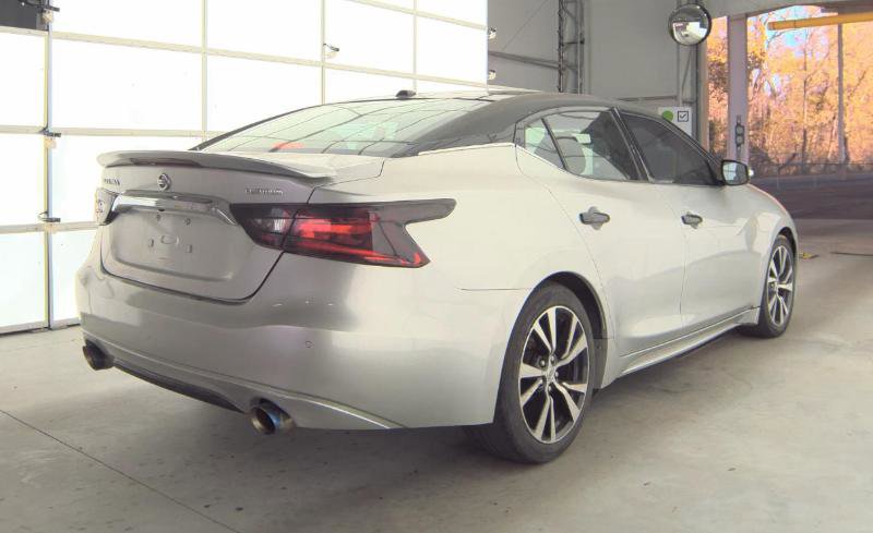 Used 2017 Nissan Maxima Platinum image 5