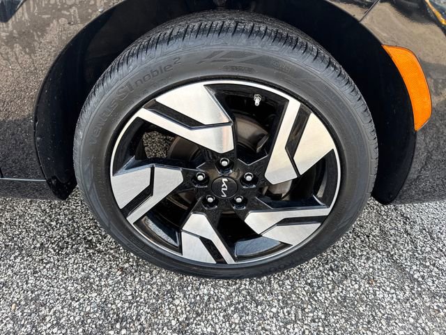 Certified 2023 Kia Soul GT-Line FWD image 9