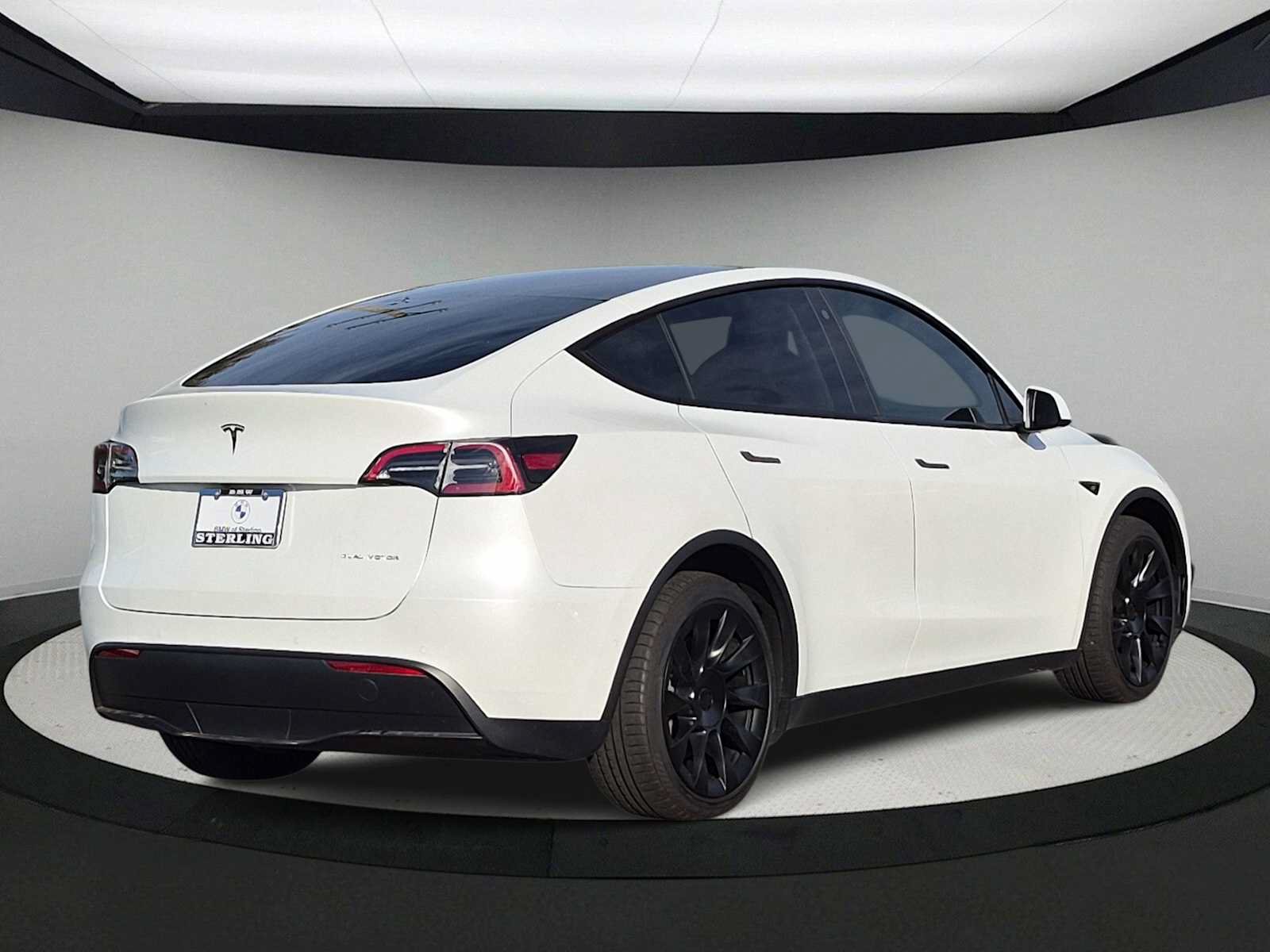 Used 2021 Tesla Model Y Long Range AWD/4WD image 8