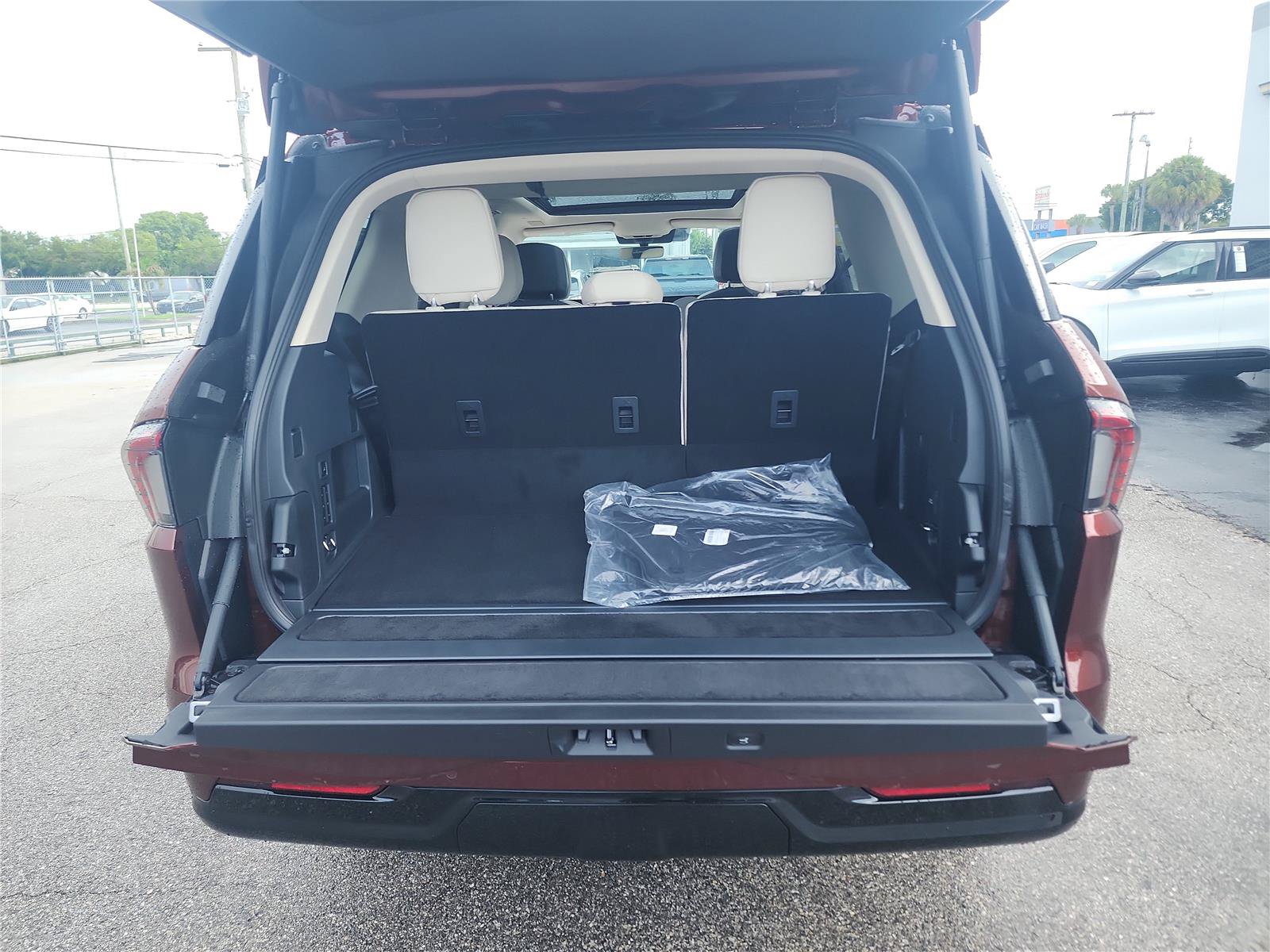 New 2027 Lincoln Navigator Reserve AWD/4WD image 20
