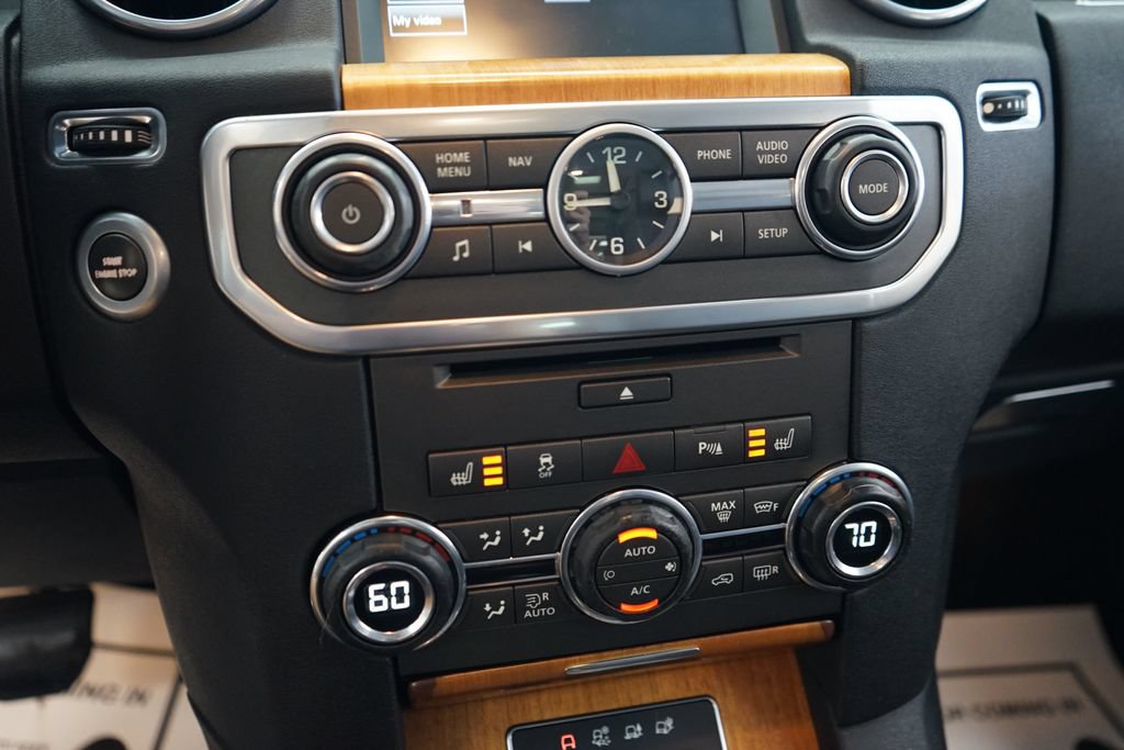 Used 2015 Land Rover LR4 HSE AWD/4WD image 38