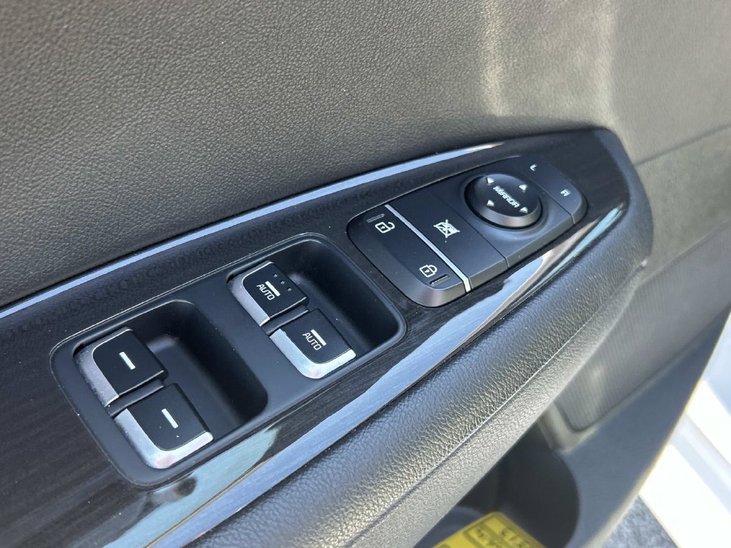 Used 2020 Kia Optima EX FWD image 15
