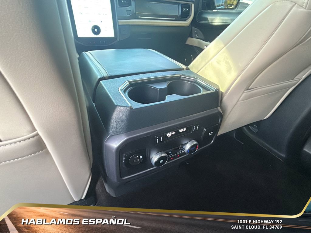 Used 2022 Ford Expedition Platinum image 23