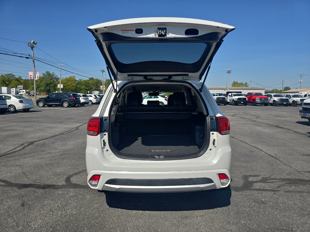 Used 2018 Mitsubishi Outlander SEL image 6