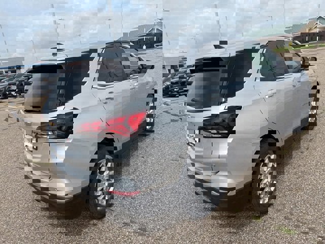 Certified 2022 Chevrolet Equinox LT image 3