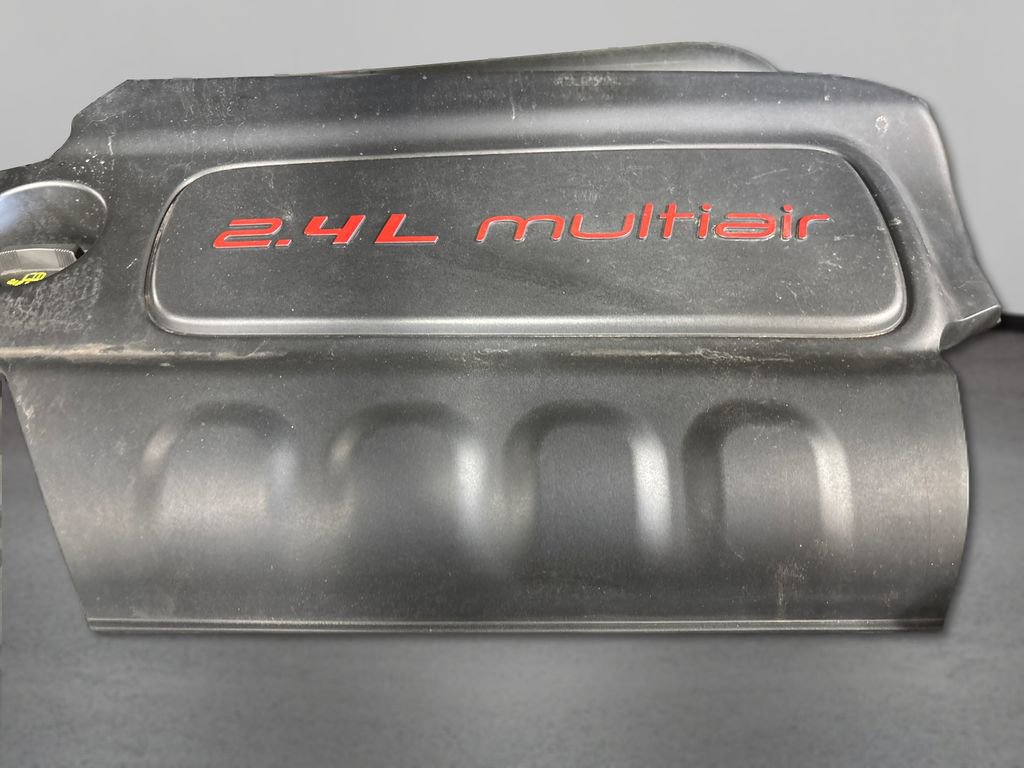 Used 2017 Jeep Renegade Latitude w/ Cold Weather Group image 13