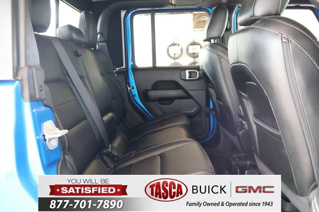 Used 2021 Jeep Gladiator Overland w/ Popular Equipment Package AWD/4WD image 18