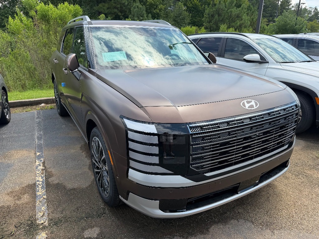 New 2027 Hyundai Palisade Calligraphy FWD image 4