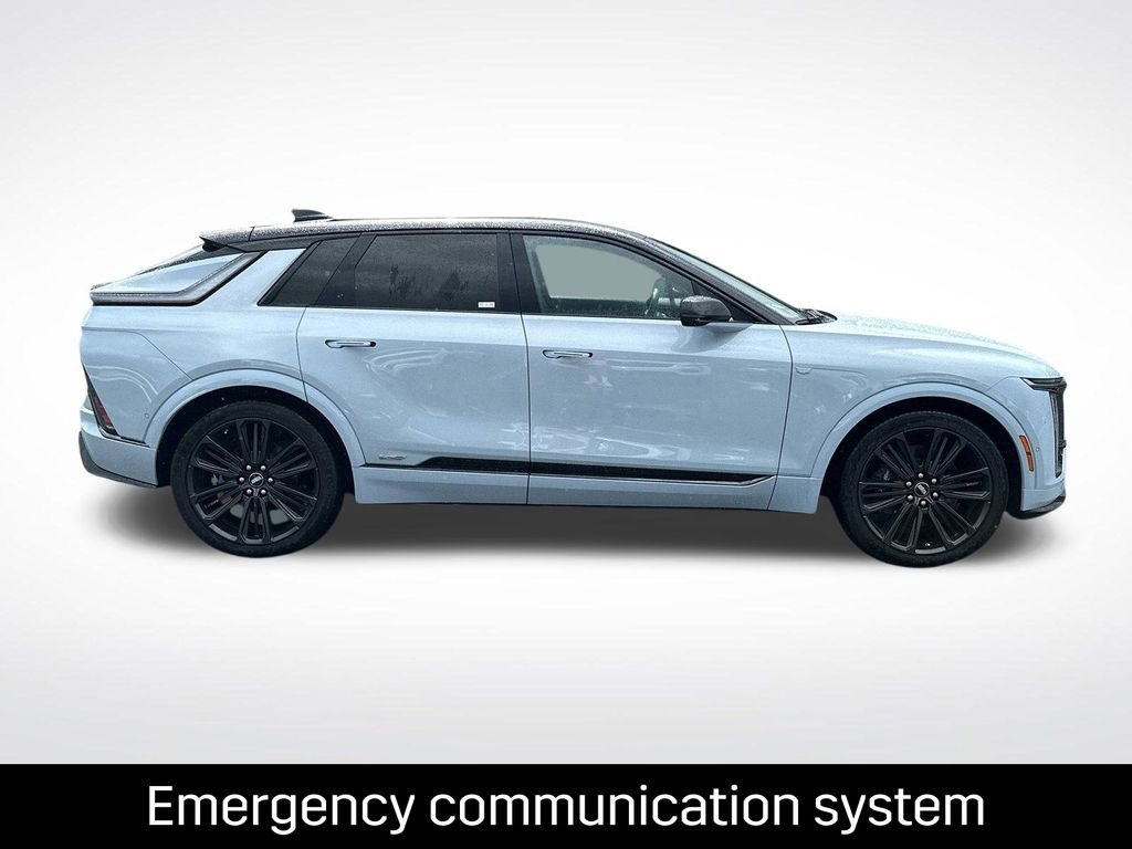New 2026 Cadillac Lyriq V image 6