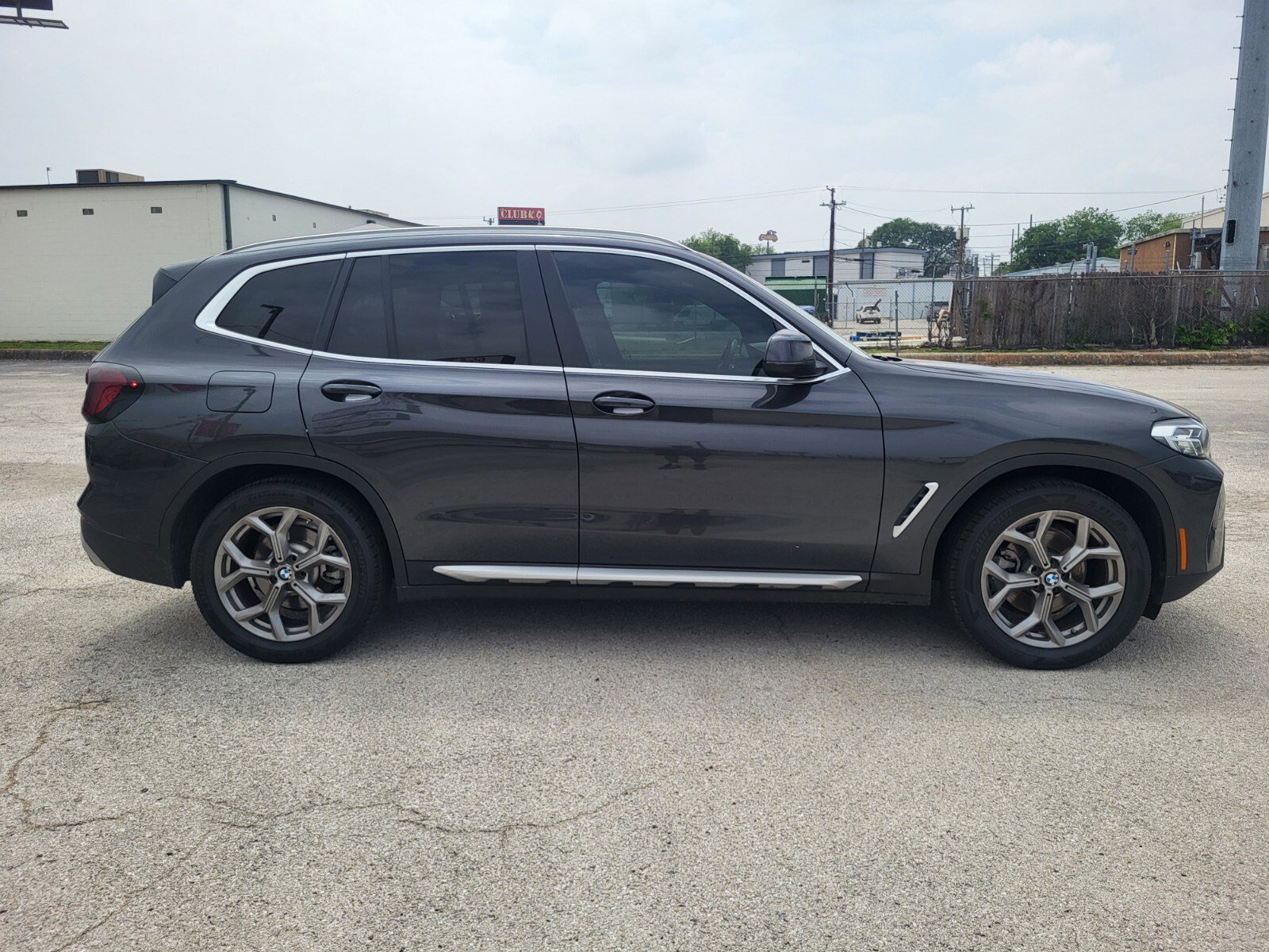 Used 2022 BMW X3 sDrive30i w/ Convenience Package RWD image 2