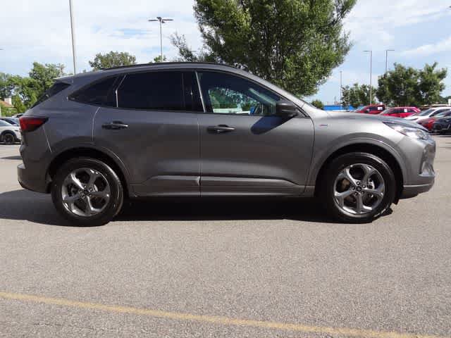 Used 2024 Ford Escape ST-Line AWD/4WD image 4