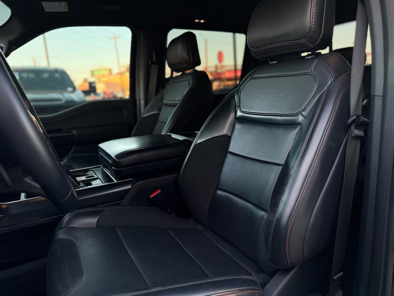 Used 2025 Ford F150 Raptor image 12