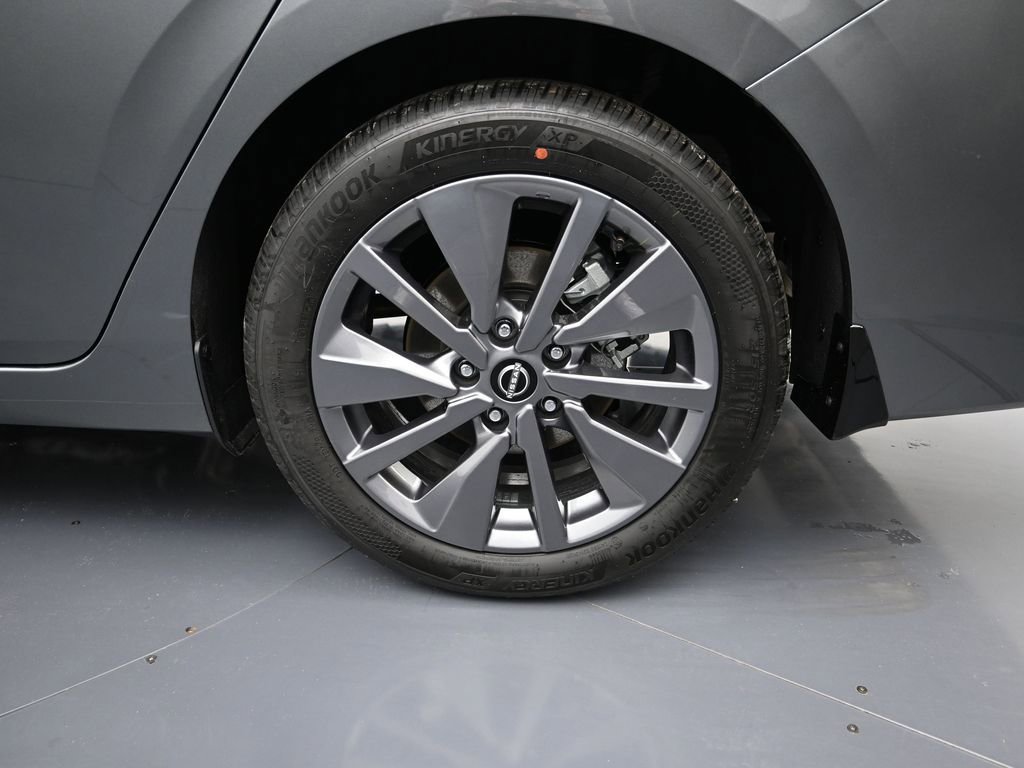 New 2026 Nissan Sentra SL w/ Floor Mat Package FWD image 9