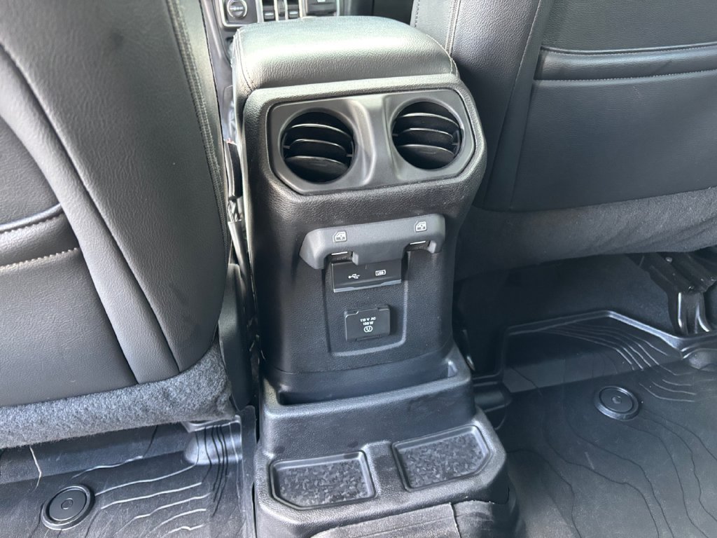 Used 2018 Jeep Wrangler Unlimited Sahara w/ Dual Top Group AWD/4WD image 40