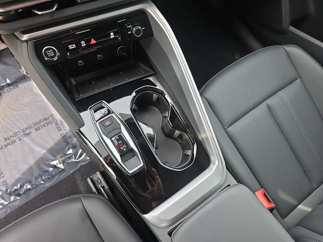 Used 2025 Audi Q5 Premium w/ Convenience Package AWD/4WD image 28