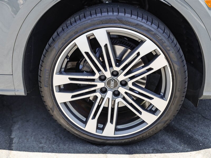 Used 2020 Audi SQ5 Premium w/ Convenience Package AWD/4WD image 12