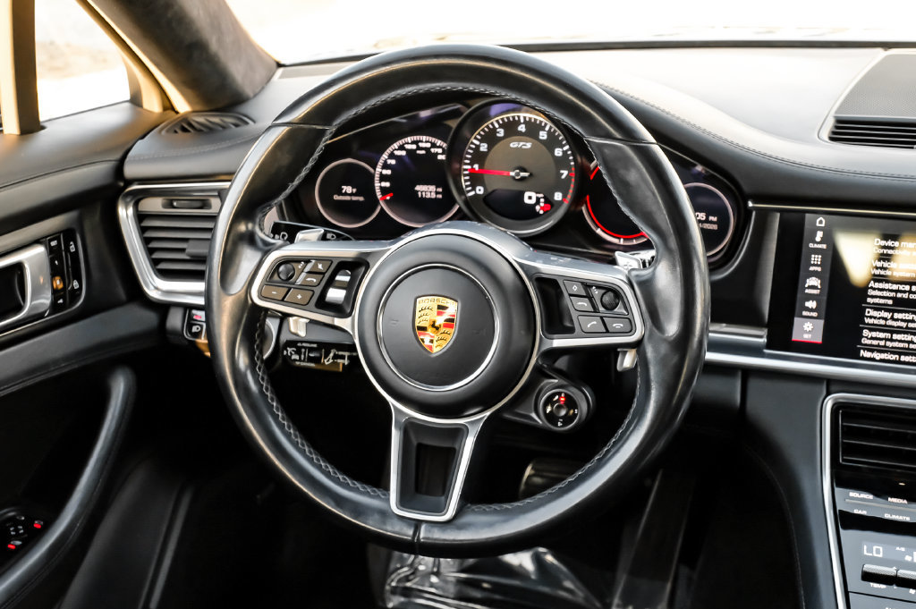 Used 2019 Porsche Panamera GTS AWD/4WD image 15