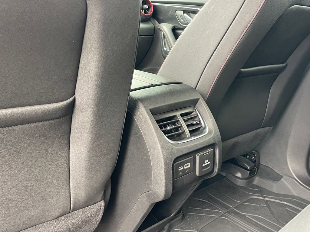 Used 2021 Chevrolet Blazer RS w/ Enhanced Convenience Package image 23